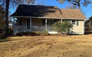 68 Tarpon Rd, Rocky Point, NY 11778