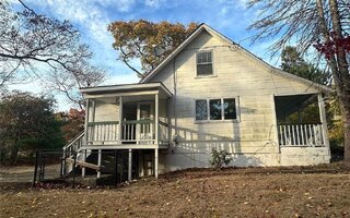 68 Tarpon Rd, Rocky Point, NY 11778