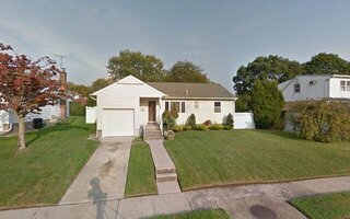 681 Bryant St, East Meadow, NY 11554