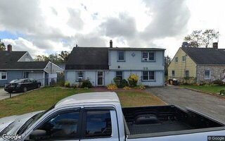 682 Lowell St, Westbury, NY 11590