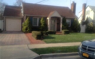687 Joy Blvd, North Baldwin, NY 11510
