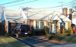 687 Joy Blvd, North Baldwin, NY 11510