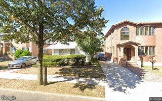 69-40 229th St, Oakland Gardens, NY 11364