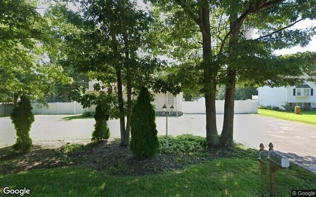 69 Wilson Ave, Medford, NY 11763