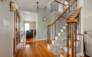 7 Atlantic Dr, Sound Beach, NY 11789