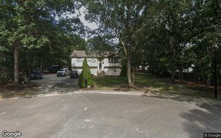 7 Iowa St, Selden, NY 11784
