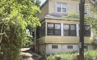 70 Coursen Pl, Staten Island, NY 10304