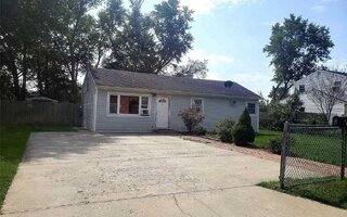 70 Yarnell St, Brentwood, NY 11717