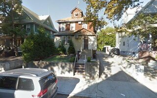 700 E 4th St, Brooklyn, NY 11218