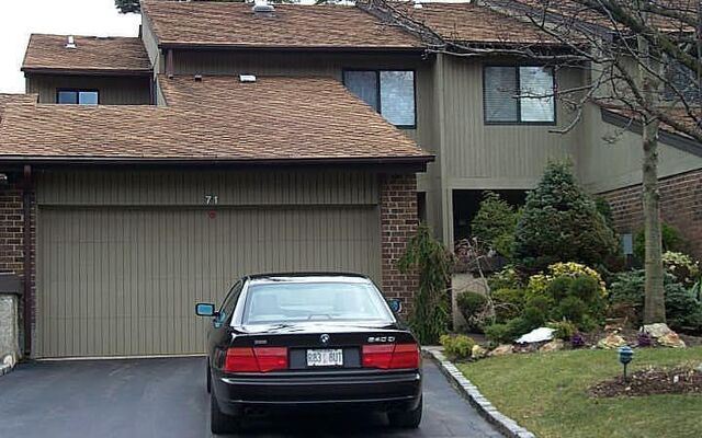 71 Estate Dr #71, Jericho, NY 11753