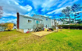71 Jamaica Ave, Plainview, NY 11803
