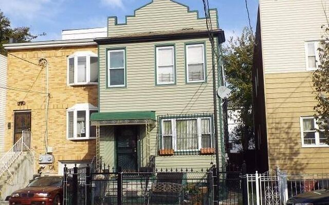 711 Schenck Ave, Brooklyn, NY 11207