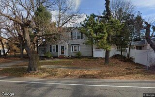 715 County Line Rd, Amityville, NY 11701