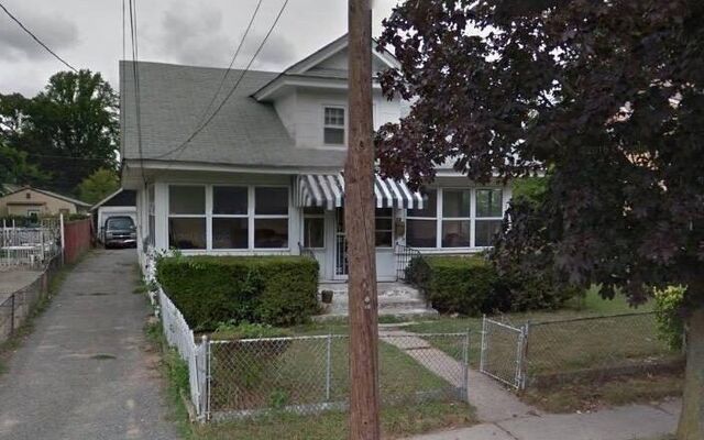 72 Independence Ave, Freeport, NY 11520 (Porch)