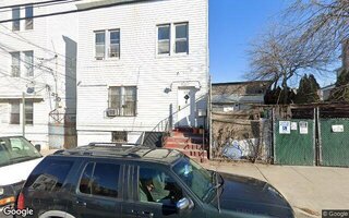 735 E 215th St, Bronx, NY 10467