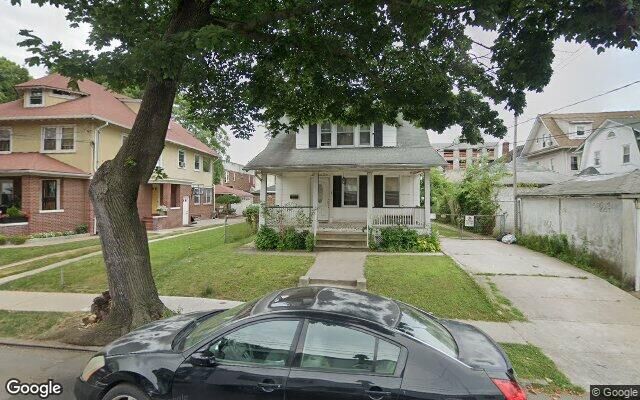 737 E 35th St, Brooklyn, NY 11210
