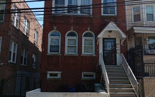 766 E 220th St, Bronx, NY 10467 (Porch)