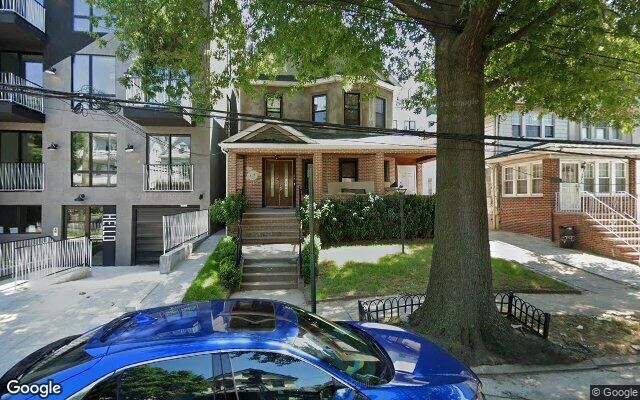789 E 34th St, Brooklyn, NY 11210