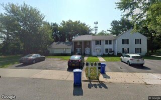 8 Lexington Ct, Coram, NY 11727