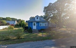 80 Claremont Ave, West Babylon, NY 11704