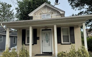 80 Van Cott Ave, Hempstead, NY 11550
