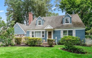 808 4th St, East Northport, NY 11731