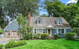 808 4th St, East Northport, NY 11731