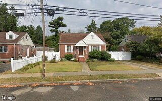 833 Henry St, Uniondale, NY 11553