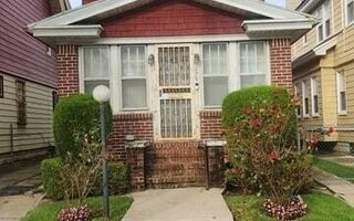 850 E 39th St, Brooklyn, NY 11210