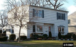 858 Mayer Dr, Wantagh, NY 11793