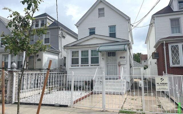 89-05 204th St, Hollis, NY 11423 (Porch)