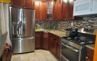 898 Union Ave #C, Bronx, NY 10459