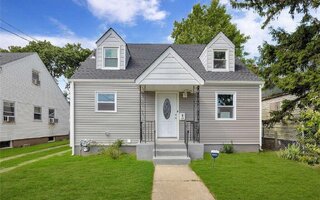 9 Frederick Ave, Roosevelt, NY 11575