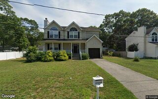 90 Main Ave, Mastic, NY 11950
