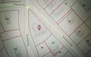90 Sunburst Dr, Rocky Point, NY 11778