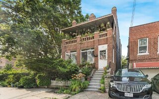 903 Arnow Ave, Bronx, NY 10469