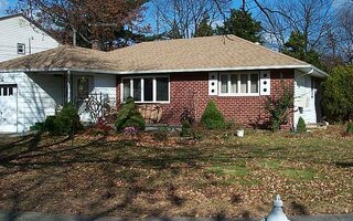 910 Downing Rd, Valley Stream, NY 11580