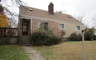 913 Essex Ct, West Hempstead, NY 11552
