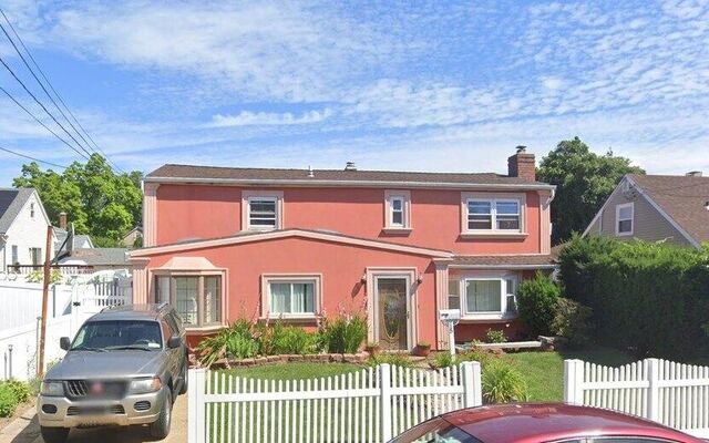 915 Van Buren St, Baldwin, NY 11510 (House View)