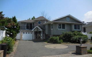 92 Harris Dr, Oceanside, NY 11572 92 Harris Dr, Oceanside, NY 11572