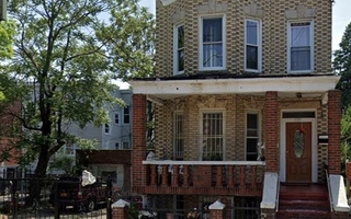 928 E 215th St, Bronx, NY 10469 928 E 215th St, Bronx, NY 10469