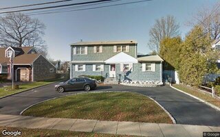 93 Joludow Dr, Massapequa Park, NY 11762