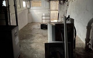 93 Pleasant Valley Ave, Staten Island, NY 10304