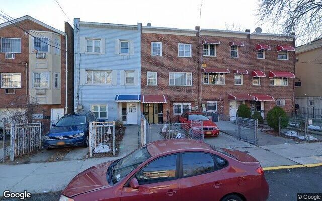 932 E 225th St, Bronx, NY 10466 (Door)