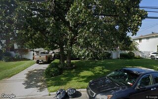 99 Cedar Rd, Amityville, NY 11701